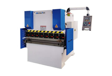 Листогибочные гидравлические прессы с контроллером E22 MetalTec HBM 30/1600