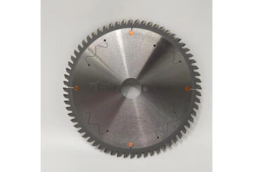 Основная пила WoodTec для форматно-раскроечных станков Ø200 х 30 x 3,2 / 2,2 Z = 64 FZ/TR